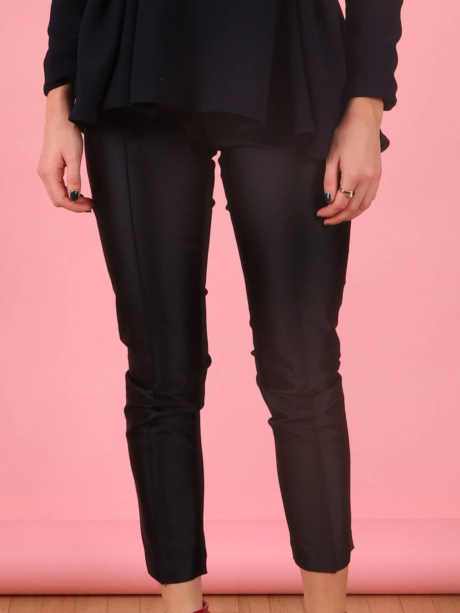 1/2 & 1/2 Pant in Navy