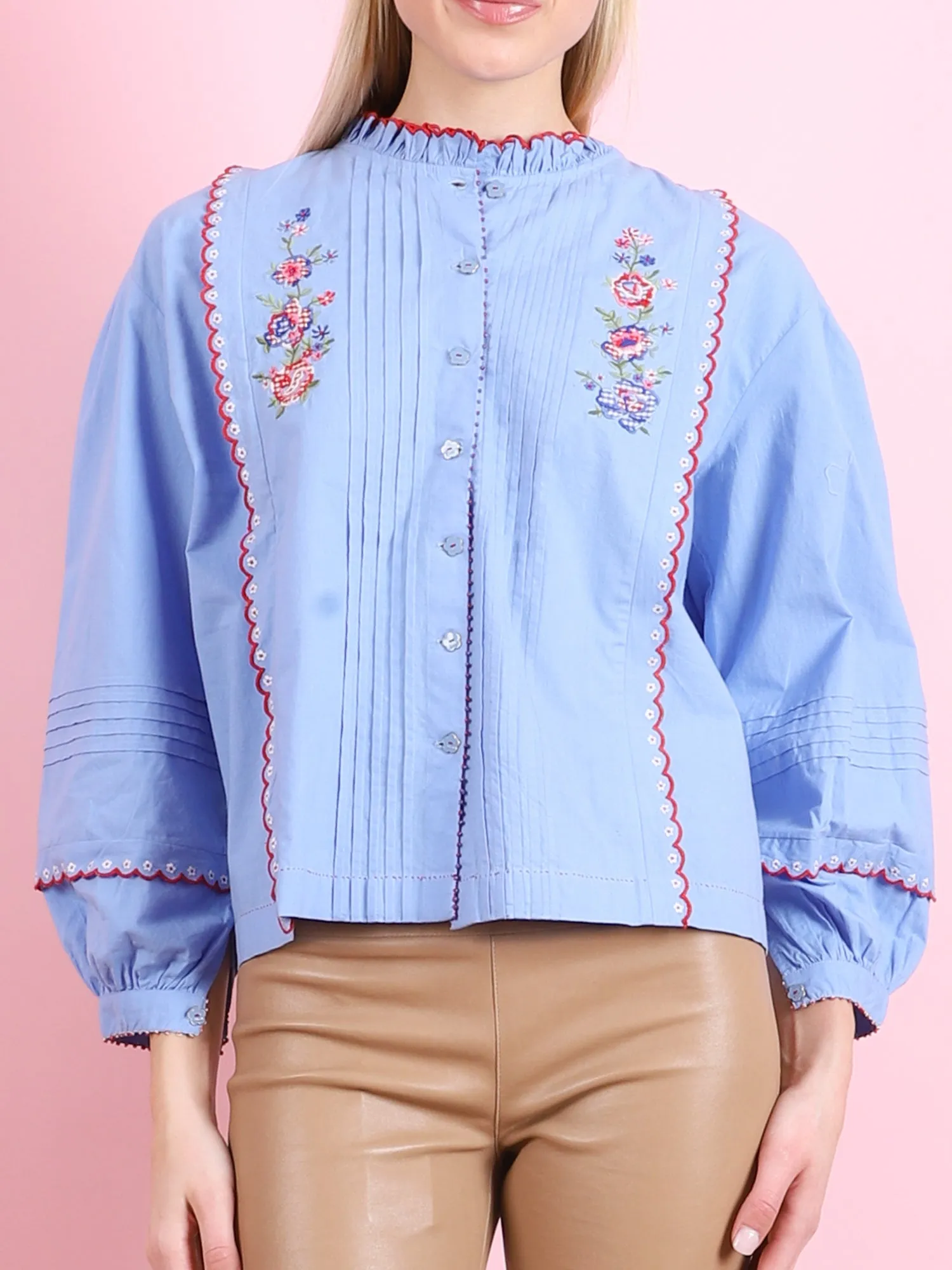BLUE TOP WITH FLORAL EMBROIDERY