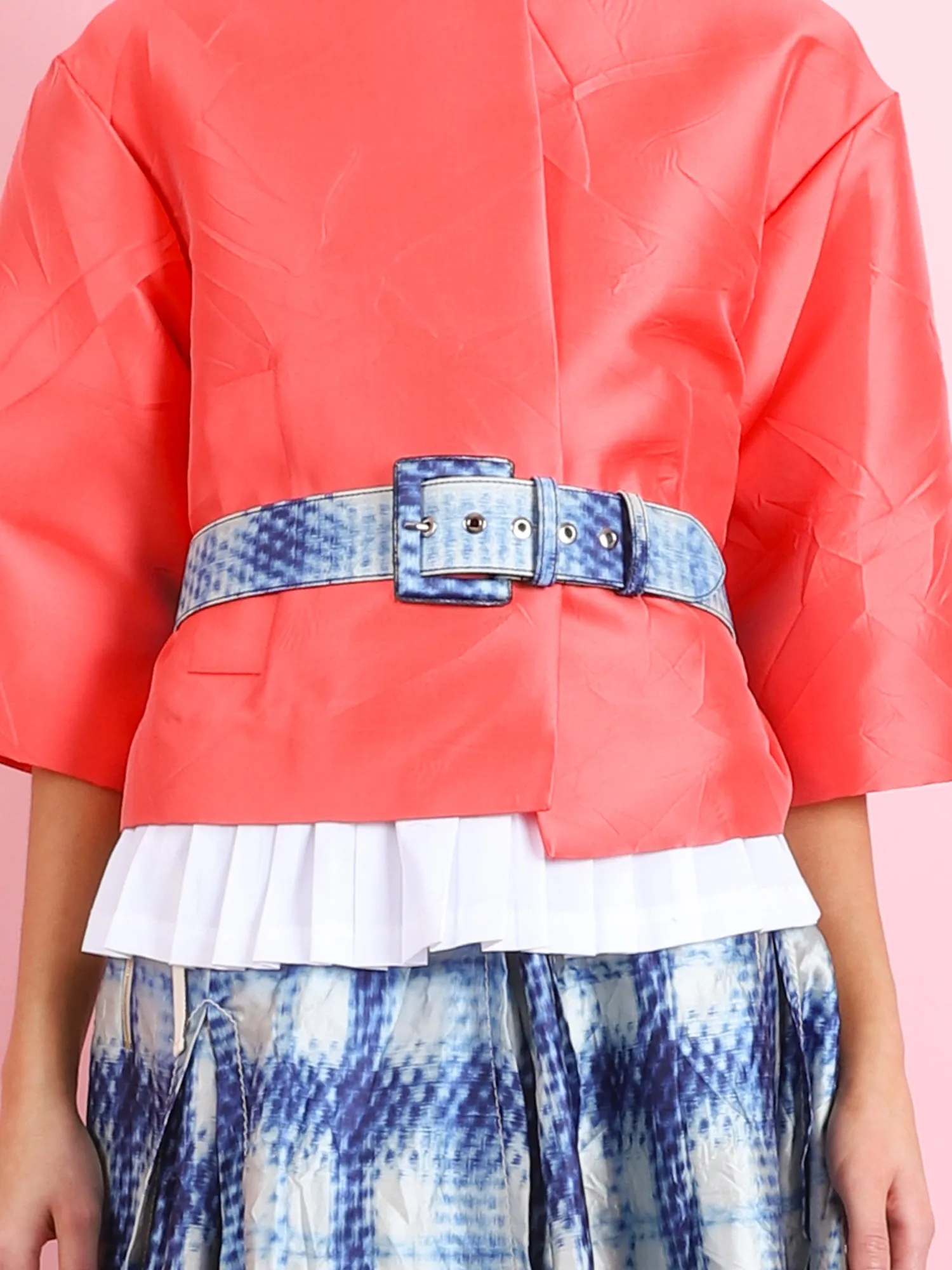 BUCKLE BELT