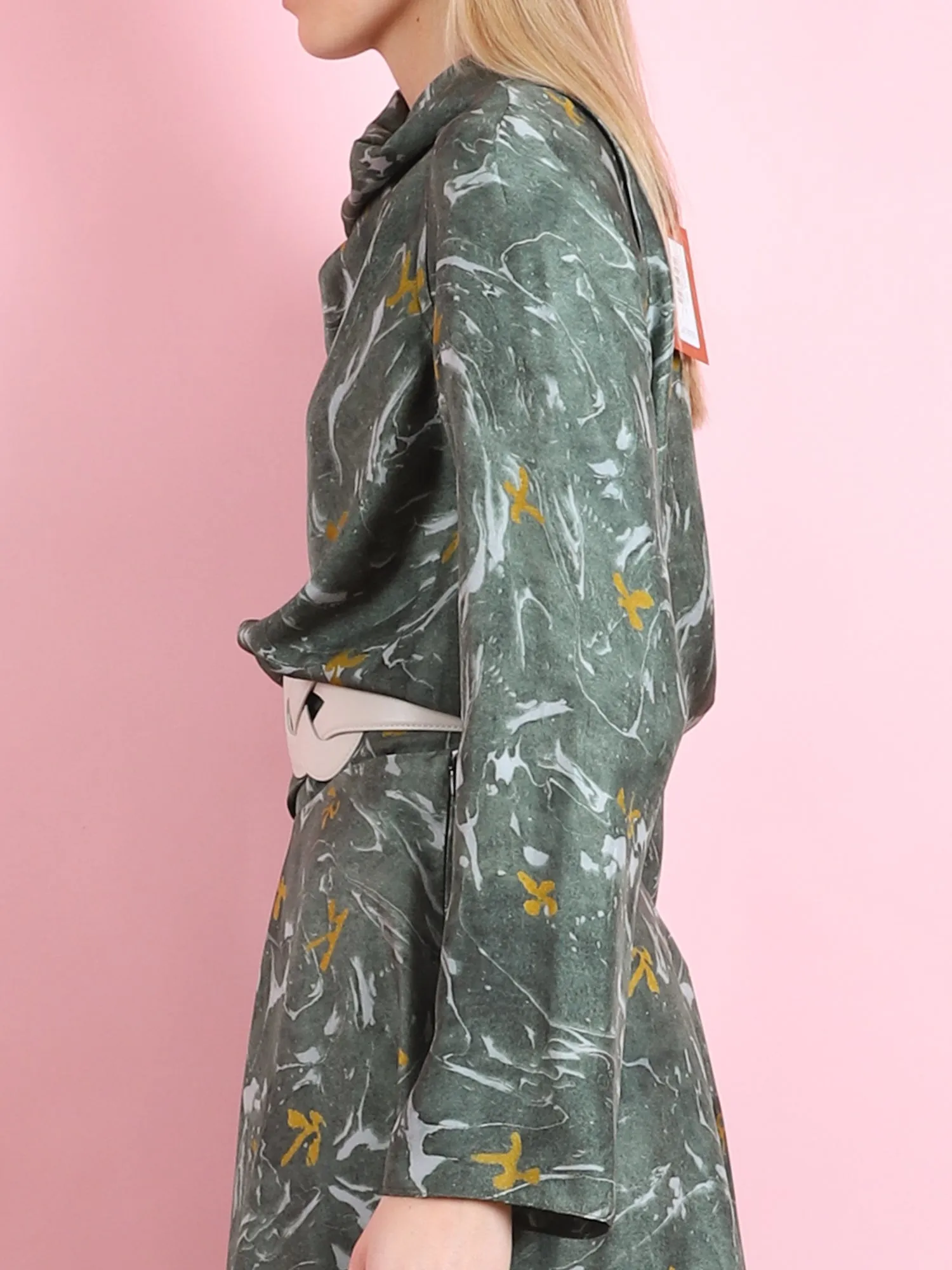 CARA TOP IN GREEN MARBLE