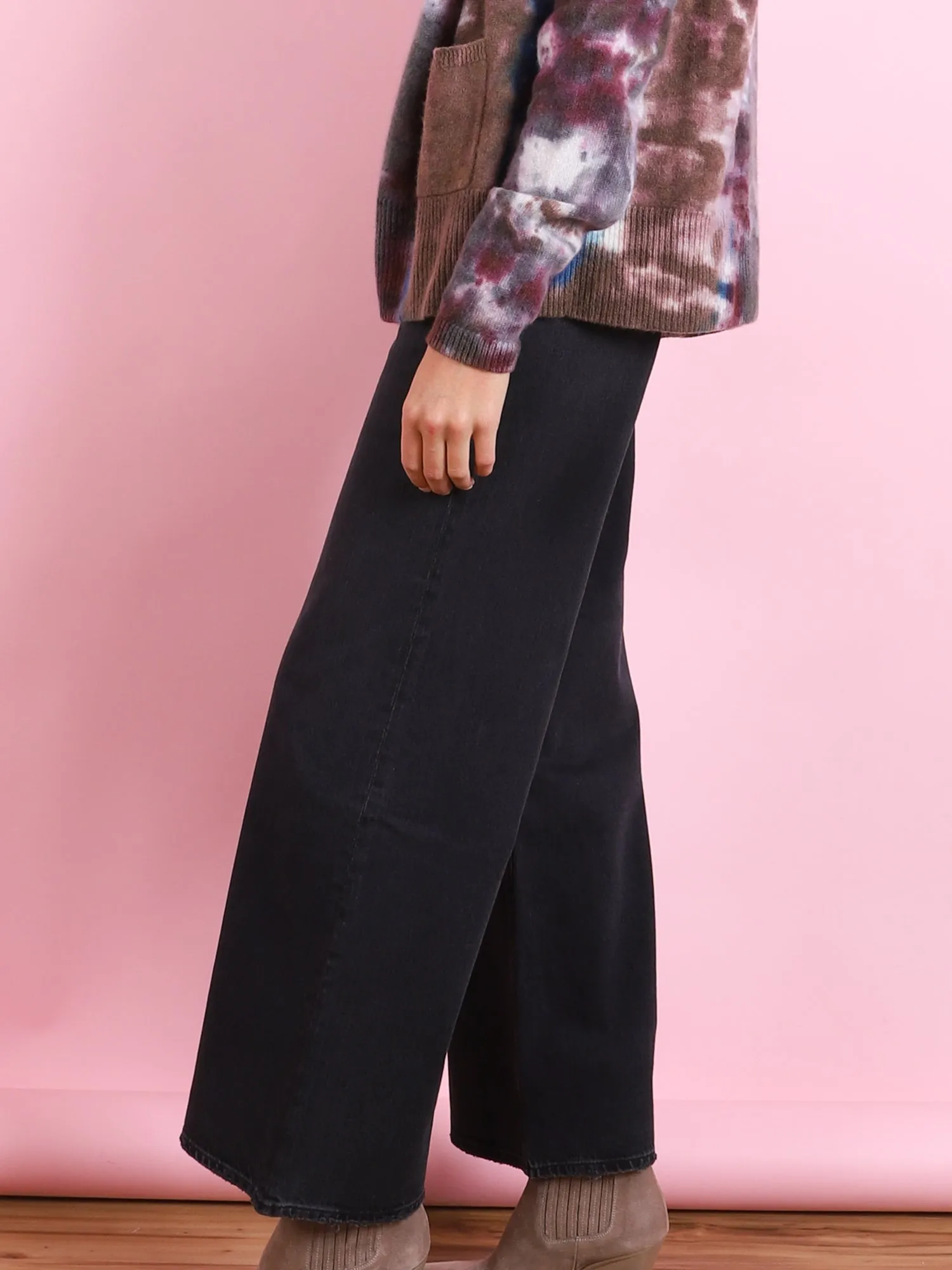 Dame Jean in Hitch