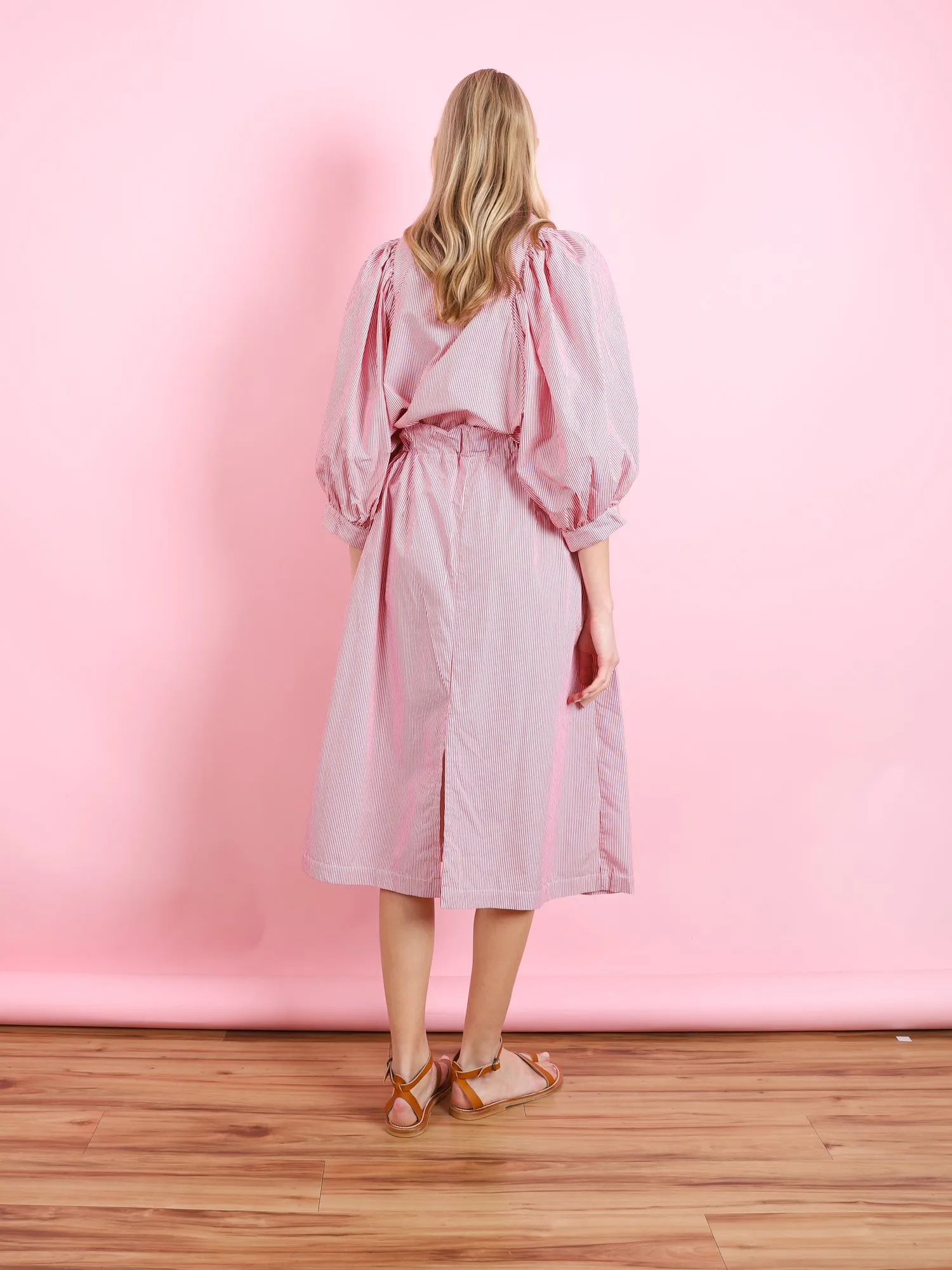 ELASTIC WAIST KNEE LENGTH SKIRT