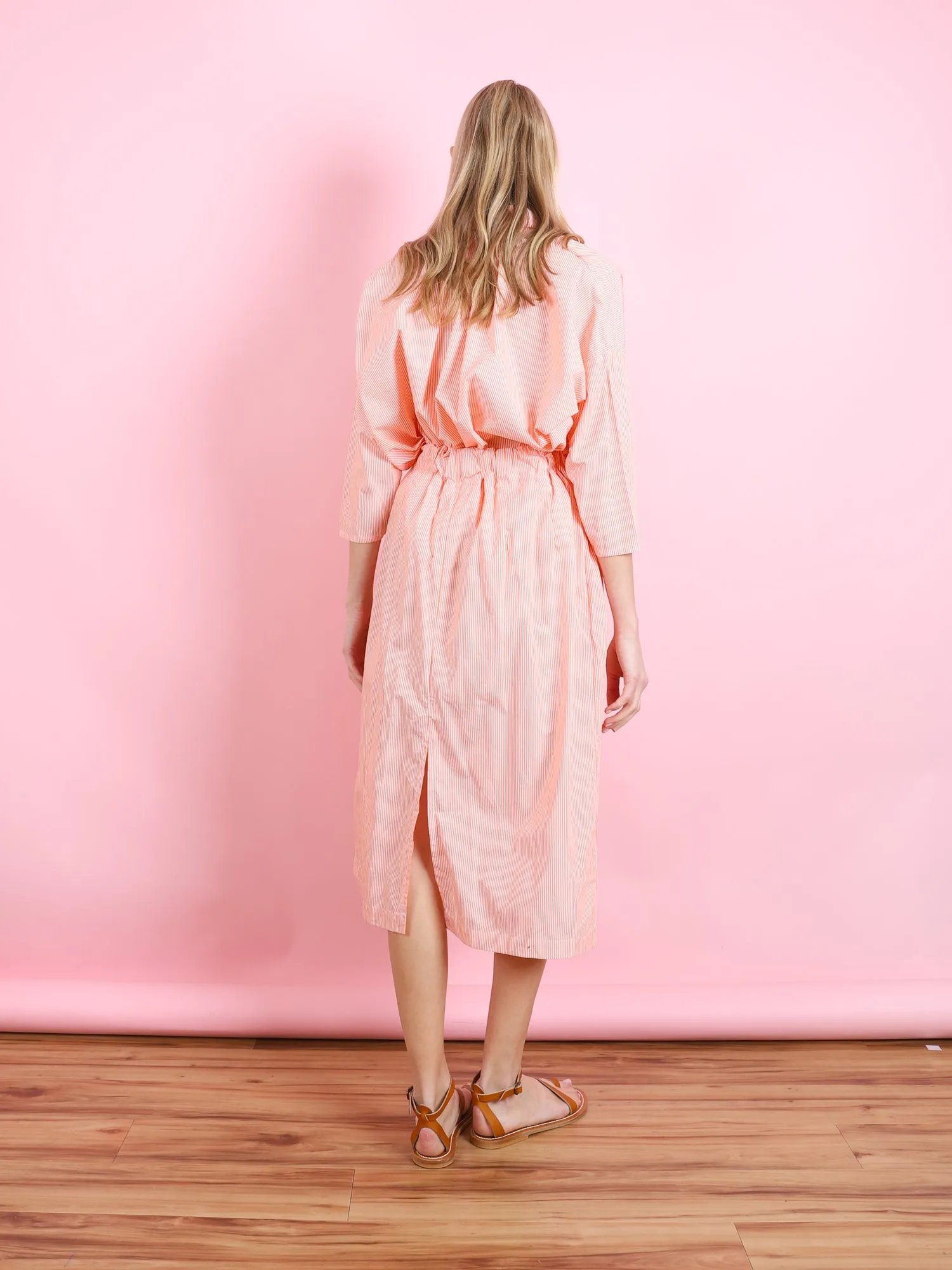 ELASTIC WAIST KNEE LENGTH SKIRT