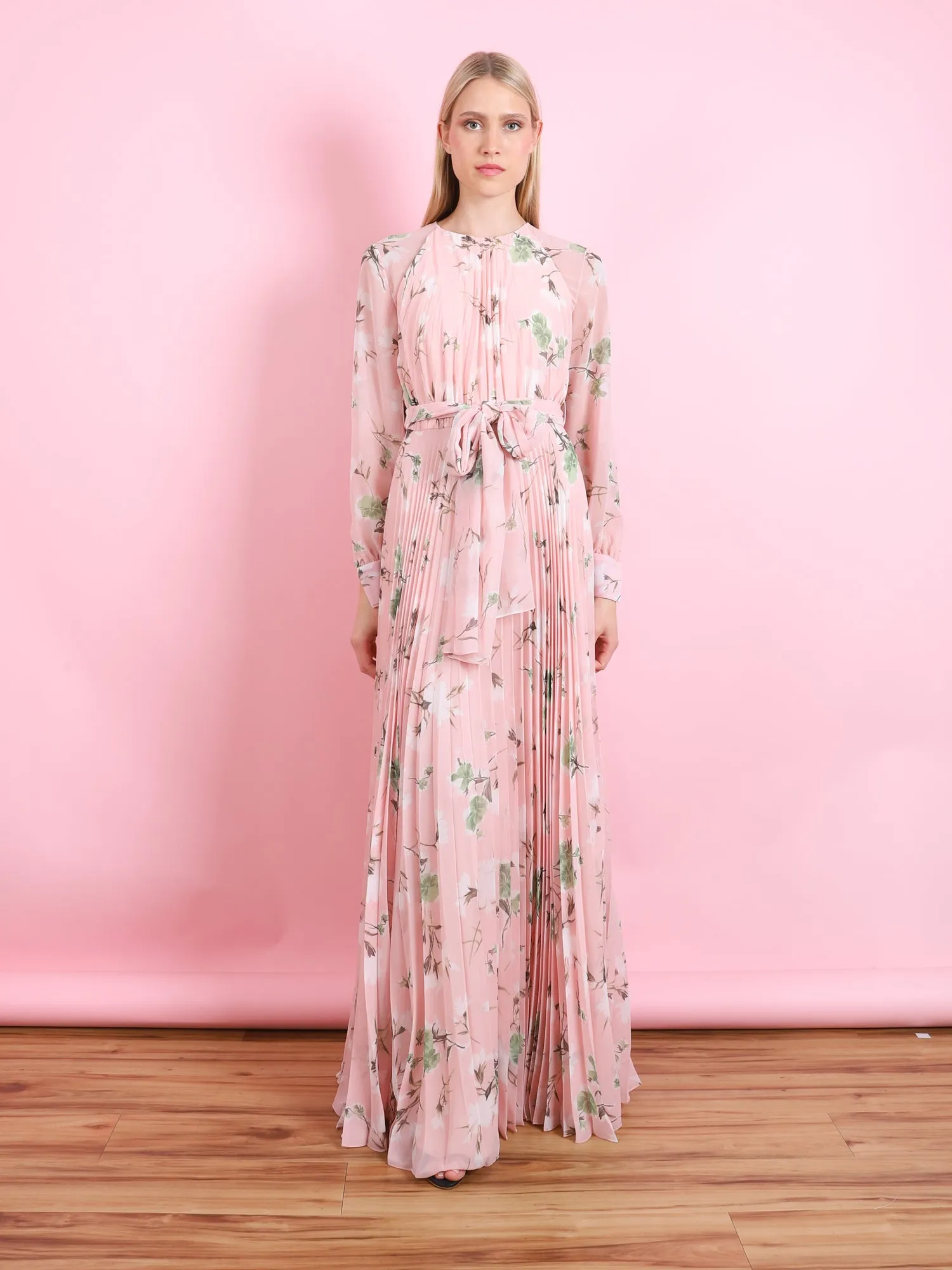 LONG SLEEVE GOWN