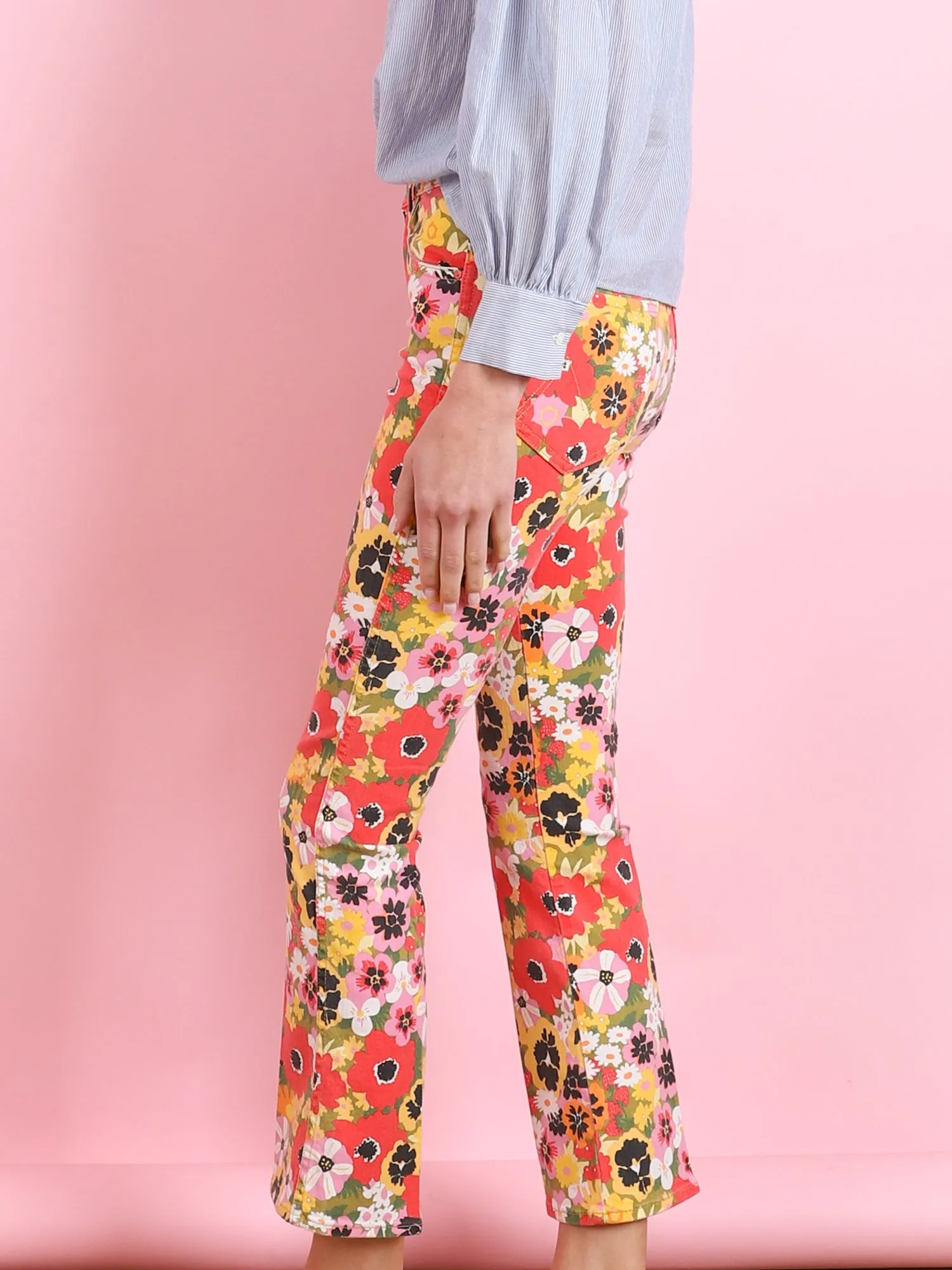 MID-RISE SMOKIN DOUBLE FLOOD JEANS IN FLOWERS AL FRESCO