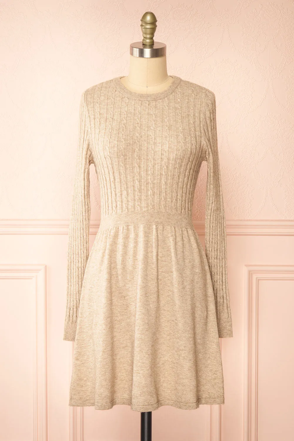 Pertina | Short Beige Knit Dress w/ Long Sleeves