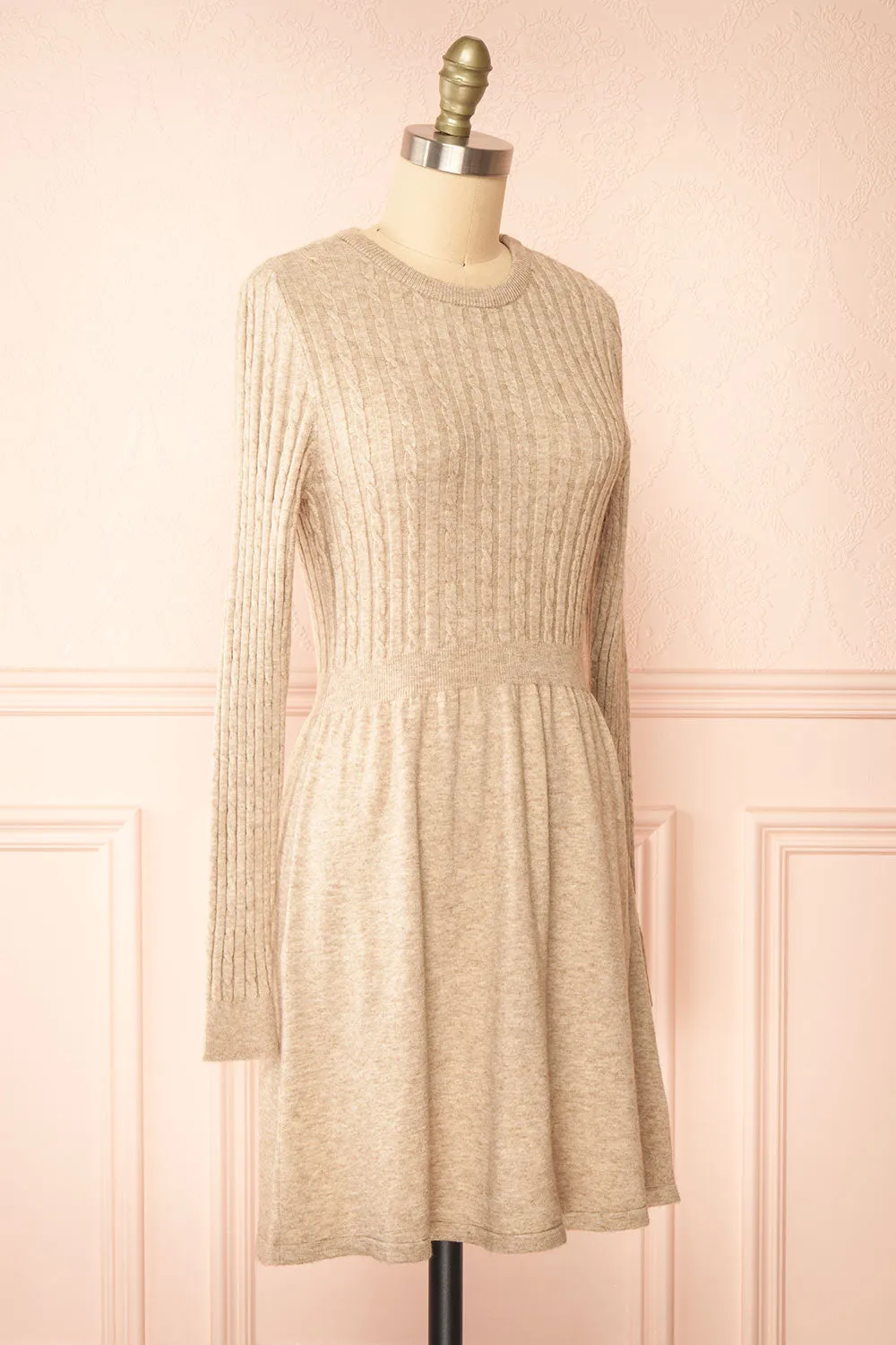 Pertina | Short Beige Knit Dress w/ Long Sleeves