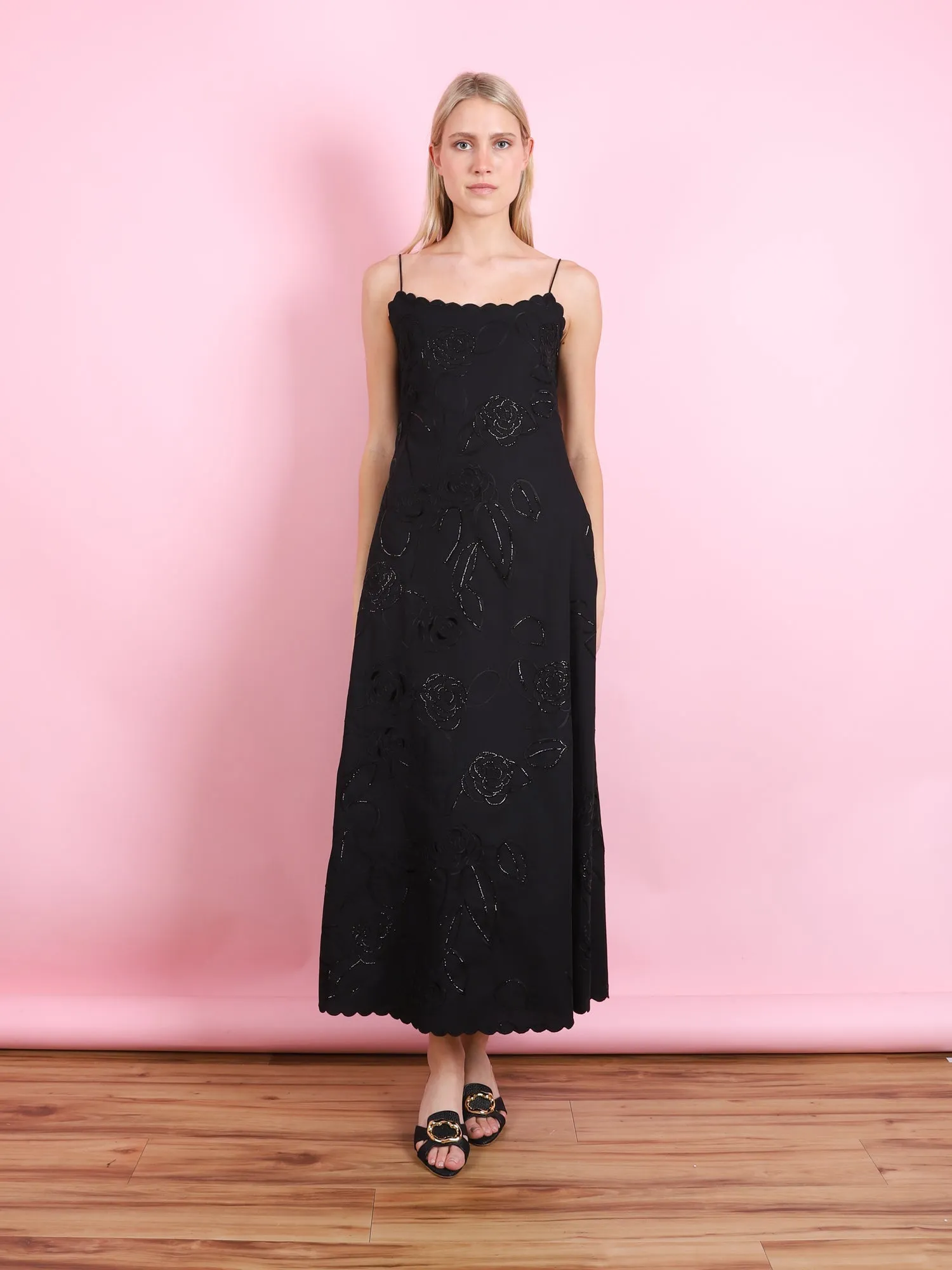 PETIT BEURRE EMBROIDERED DRESS