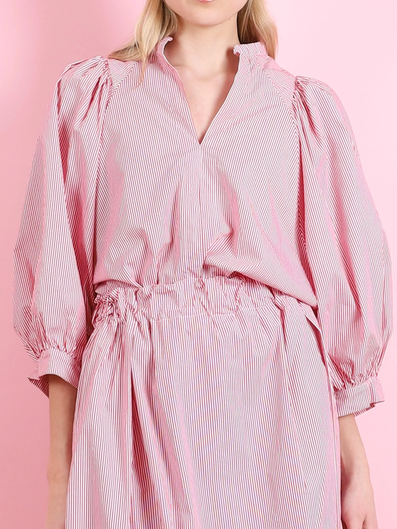 PUFF SLEEVE TOP