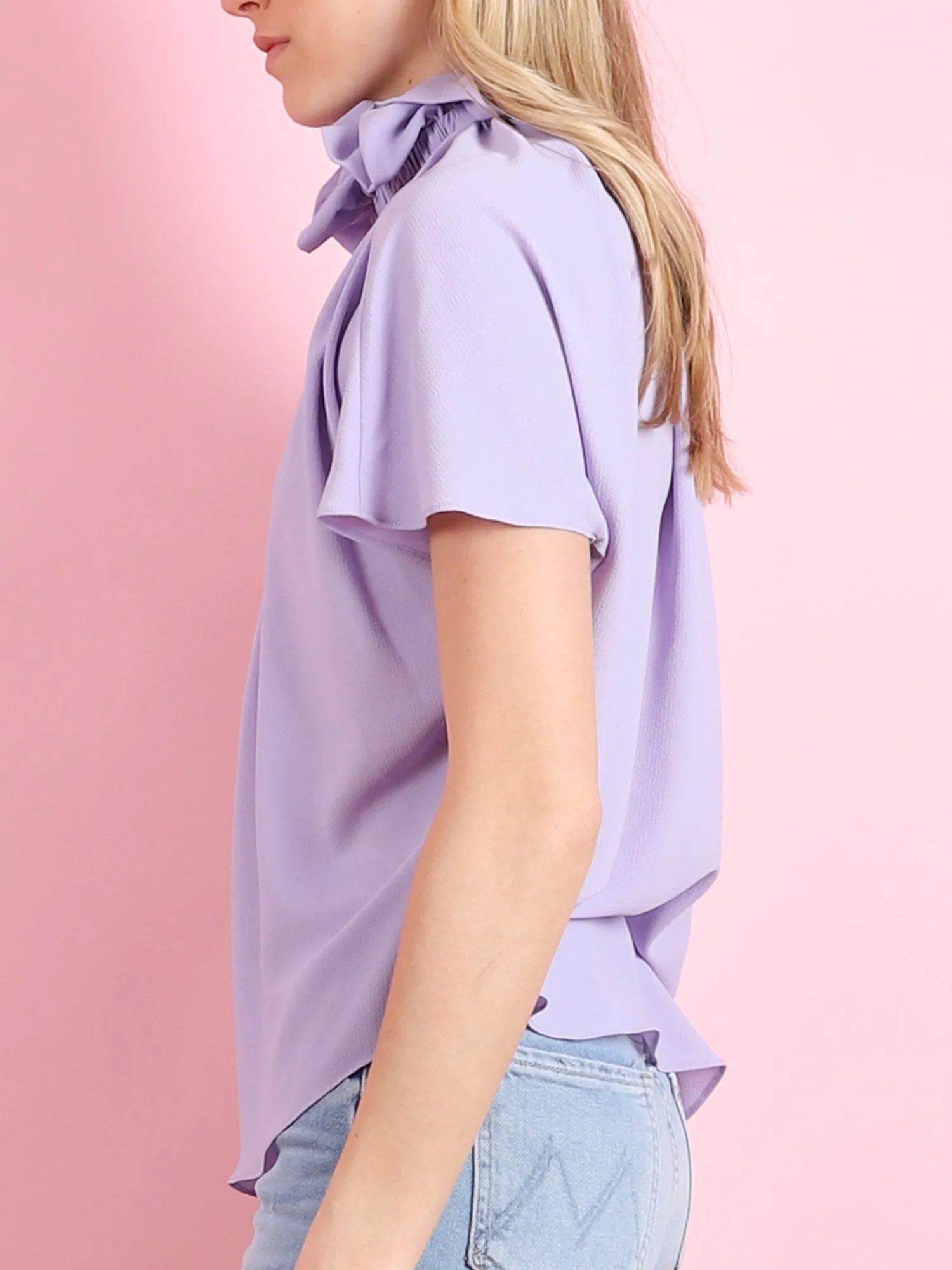 RUFFLED NECK BLOUSE