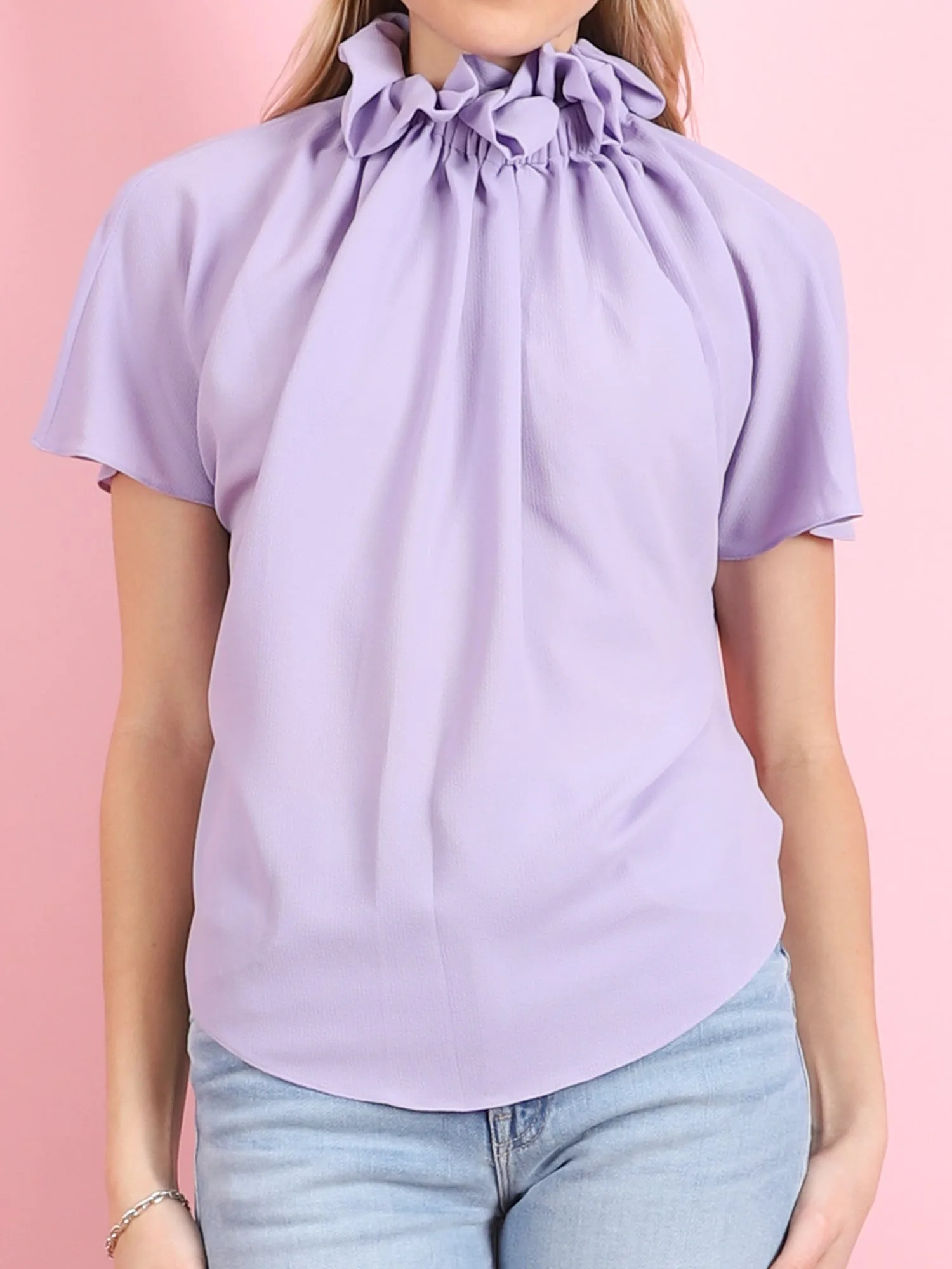 RUFFLED NECK BLOUSE