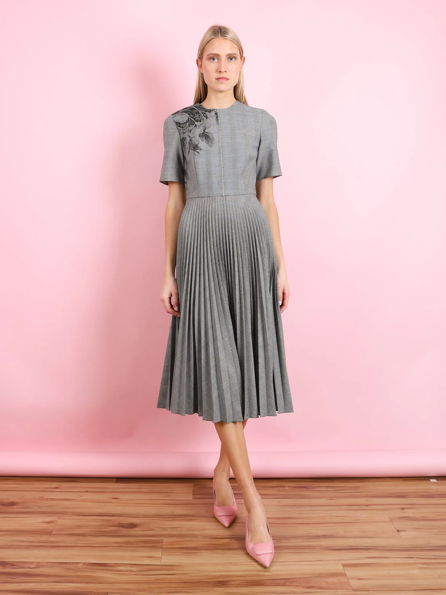 SHORT SLEEVE PLEATED MIDI DRESS