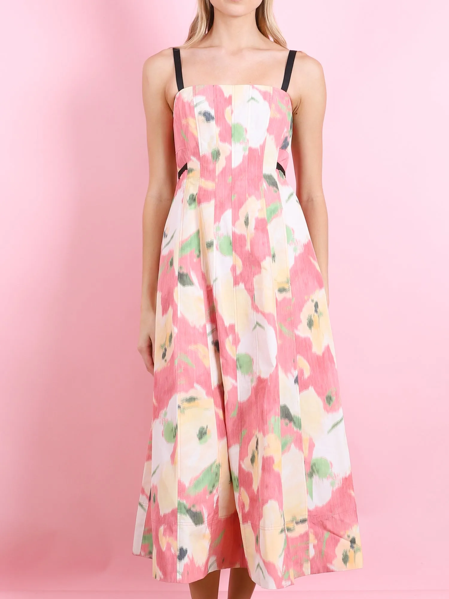 Tavia Dress