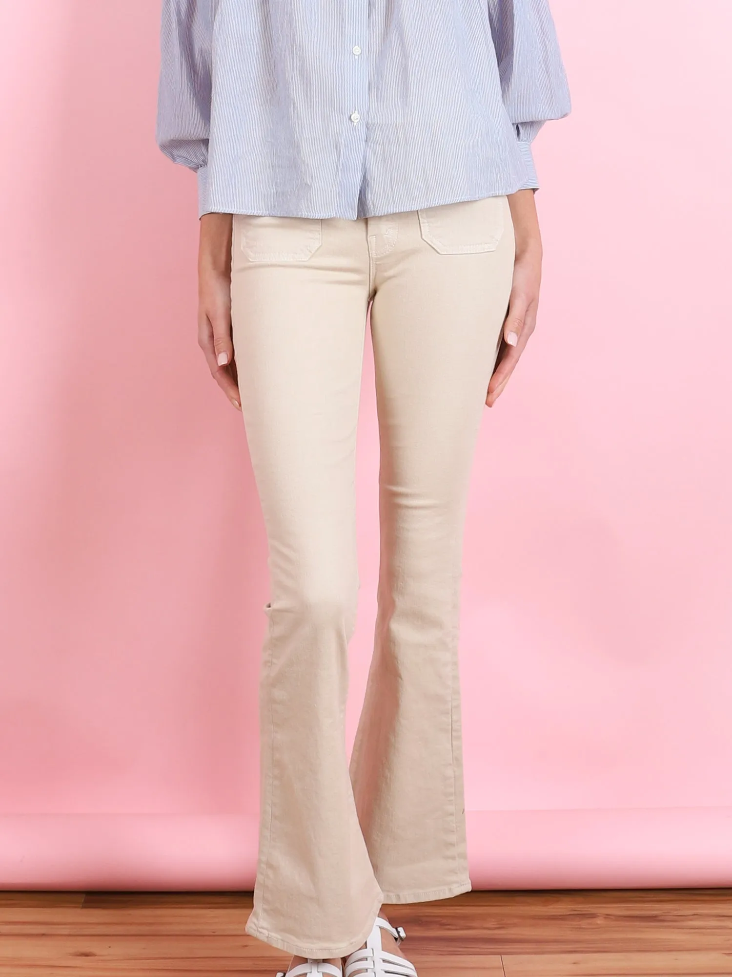 THE PATCH POCKET WEEKENDER JEAN IN WACKY KHAKI